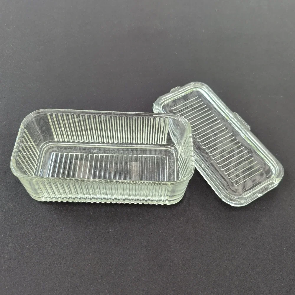 Vintage Clear Glass Ribbed Covered Rectangular Refrigerator Dish FLAWS